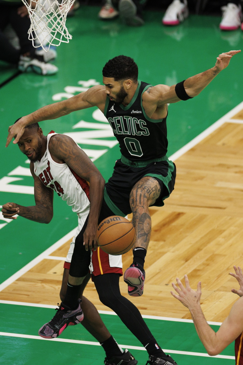 开云体育下载-加时末段波士顿凯尔特人调整名单以备全明星赛；伤情更新环节打磨；压力陡增；球探报告显示潜力